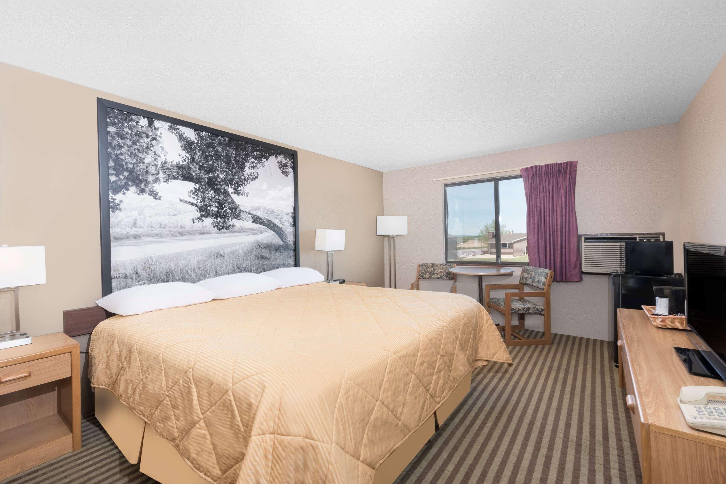 Super 8 By Wyndham Bowman Otel Dış mekan fotoğraf
